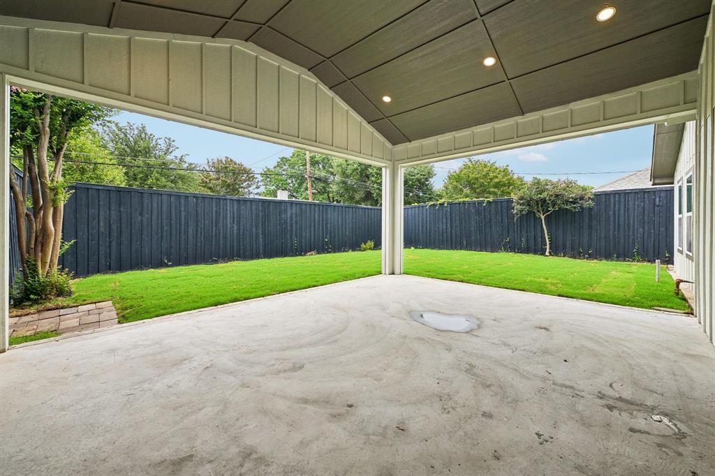 3337 Whirlaway Road Dallas, TX 75229 - Photo 35 of 39