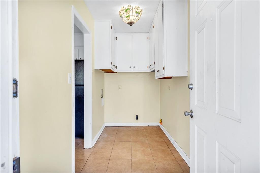 2338 Rockbridge Road Southwest Stone Mountain, GA 30087 - Photo 11 of 33