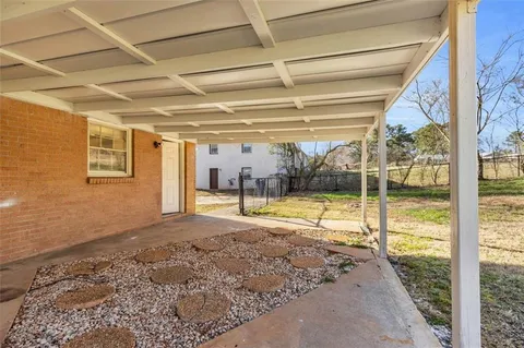 $1,900 | 2338 Rockbridge Road Southwest, Stone Mountain, GA 30087