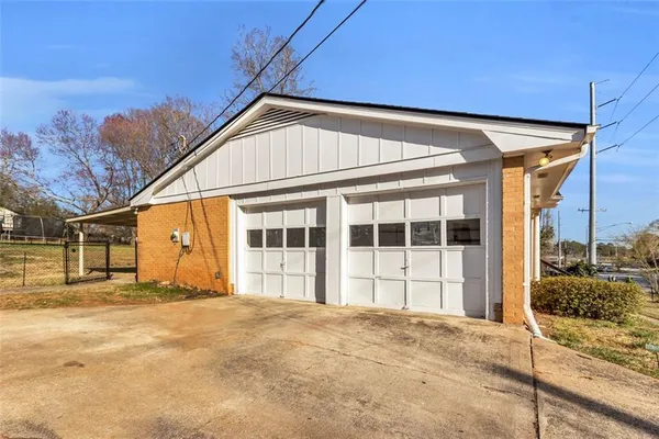 a view of a house with a outdoor space