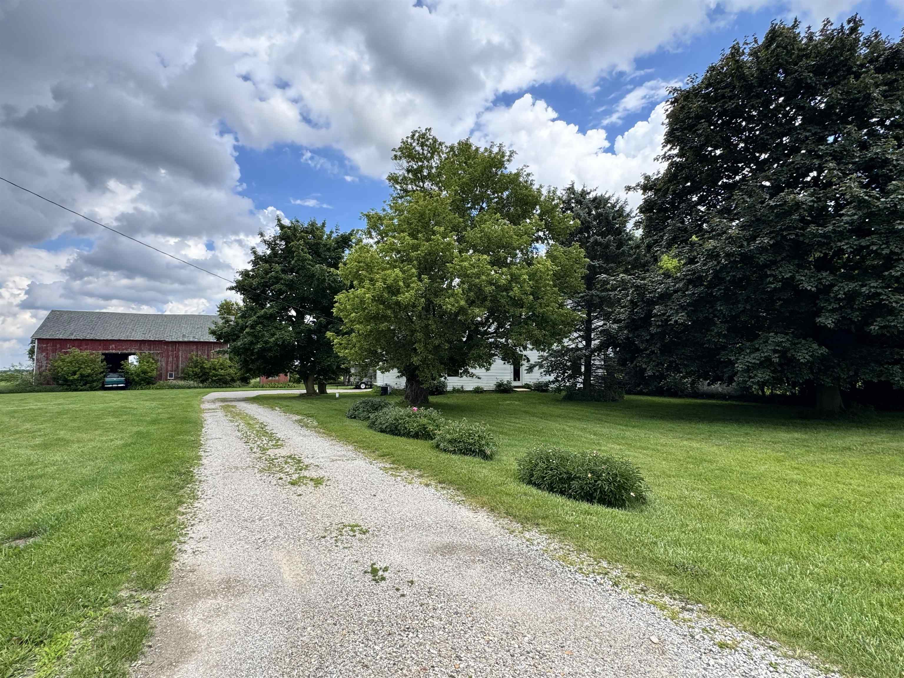 8611 South Wise Road Shepherd, MI 48883 - Photo 22 of 36