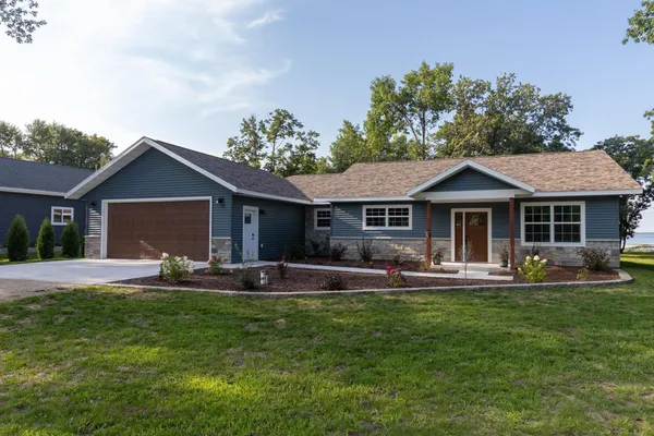 $779,000 | 45343 Pioneer Drive, Ottertail, MN 56571