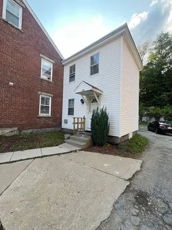 $1,700 | 815-819 River Street, Unit 815, Fitchburg, MA 01420