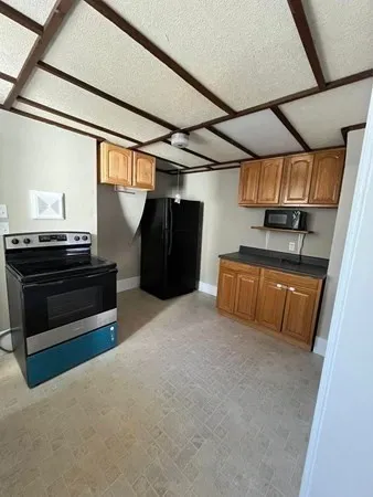 $1,700 | 815-819 River Street, Unit 815, Fitchburg, MA 01420