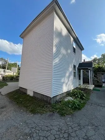 $1,700 | 815-819 River Street, Unit 815, Fitchburg, MA 01420