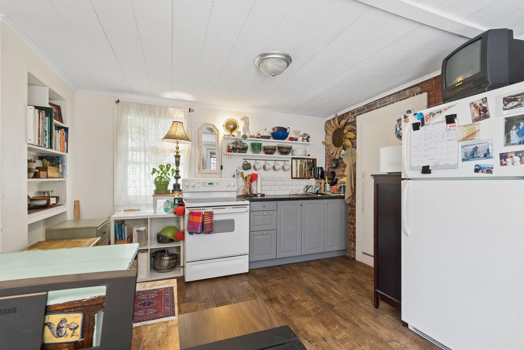 224 Valley Street Portland, ME 04102 - Photo 38 of 62