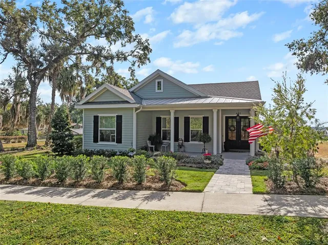 $759,500 | 622 West 11th Avenue, Mount Dora, FL 32757