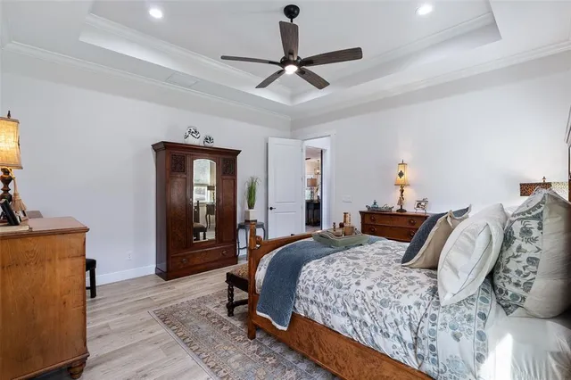 $759,500 | 622 West 11th Avenue, Mount Dora, FL 32757