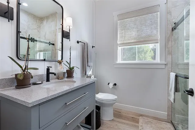 $759,500 | 622 West 11th Avenue, Mount Dora, FL 32757