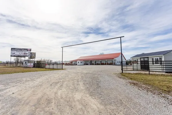 $399,900 | 2 Northwest 1st Lane, Lamar, MO 64759