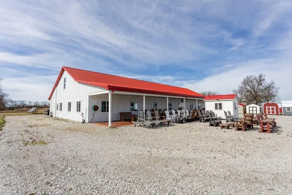 $399,900 | 2 Northwest 1st Lane, Lamar, MO 64759