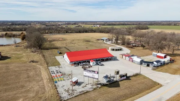 $399,900 | 2 Northwest 1st Lane, Lamar, MO 64759