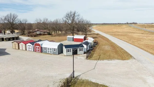 $399,900 | 2 Northwest 1st Lane, Lamar, MO 64759