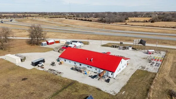 $399,900 | 2 Northwest 1st Lane, Lamar, MO 64759