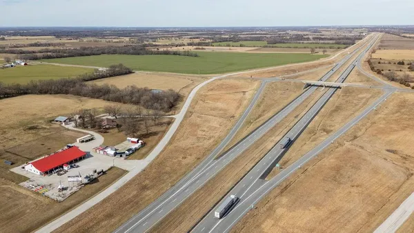 $399,900 | 2 Northwest 1st Lane, Lamar, MO 64759