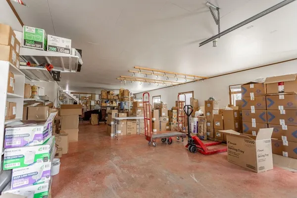 $399,900 | 2 Northwest 1st Lane, Lamar, MO 64759