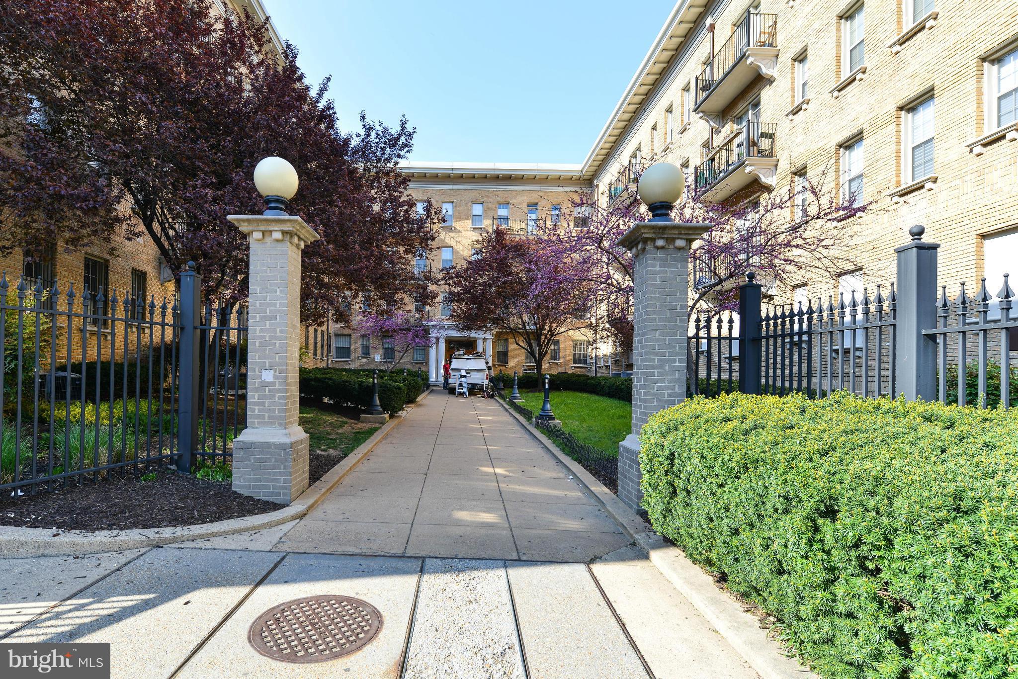 1401 Columbia Road NW