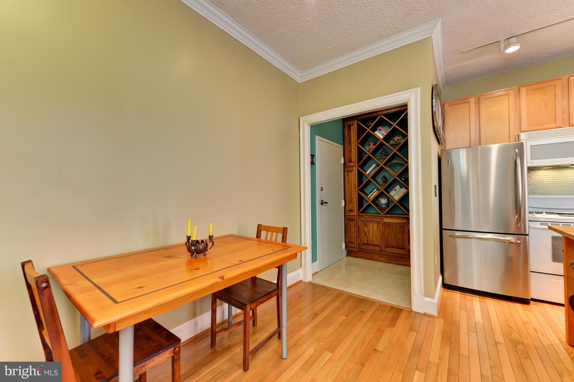1401 Columbia Road Northwest, Unit 209 Washington, DC 20009 - Photo 2 of 17 Living/Dining Area