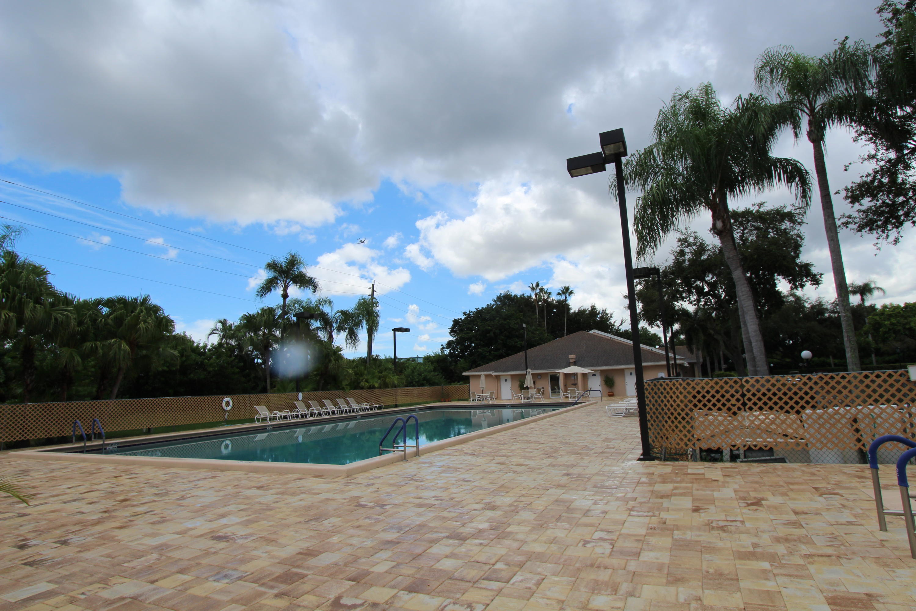 8111 Songbird Terrace Boca Raton, FL 33496 - Photo 20 of 22 pool
