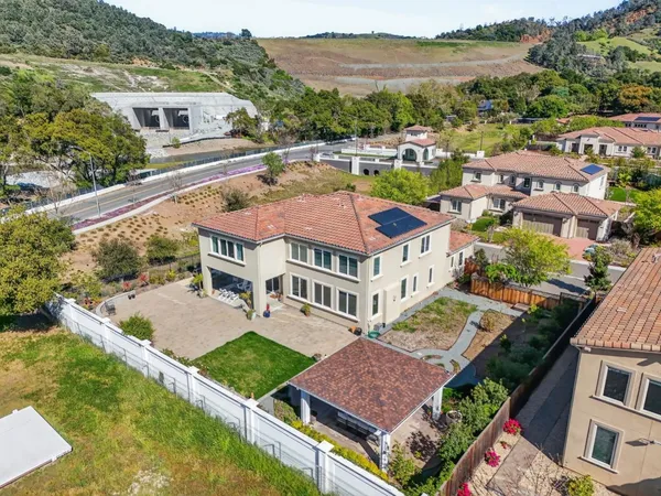 $2,888,888 | 18675 Corte Paterna, Morgan Hill, CA 95037
