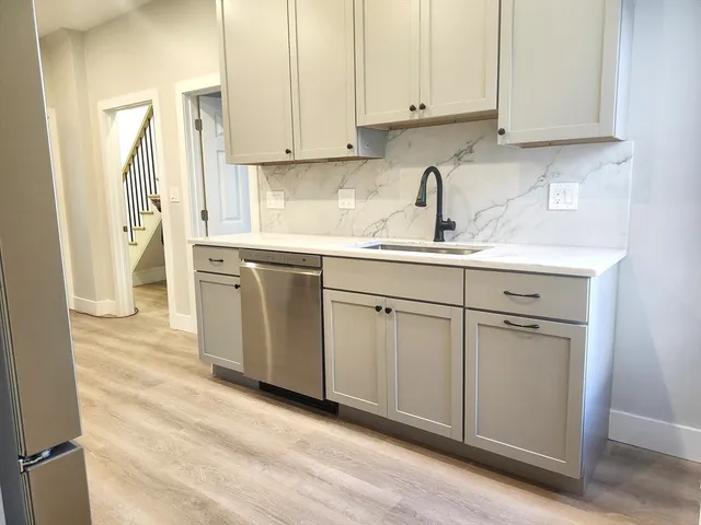 $6,500 | 264 Bowen Street, Unit 264, Boston, MA 02127