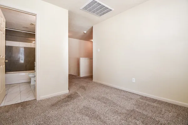 $2,350 | 5215 Brinkman Court, Houston, TX 77091