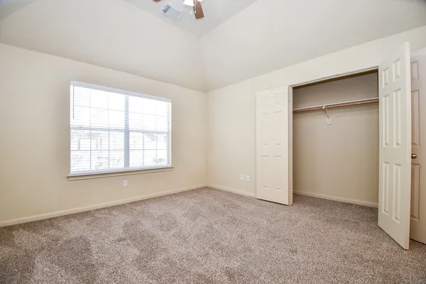 $2,350 | 5215 Brinkman Court, Houston, TX 77091