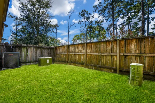 $2,350 | 5215 Brinkman Court, Houston, TX 77091