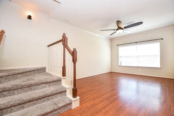 $2,350 | 5215 Brinkman Court, Houston, TX 77091