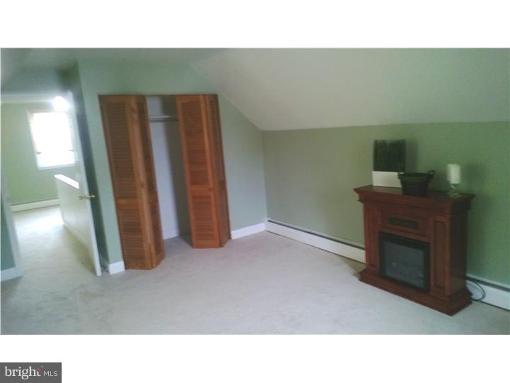 410 Tanner Road Hatboro, PA 19040 - Photo 11 of 23 Bedroom - Main