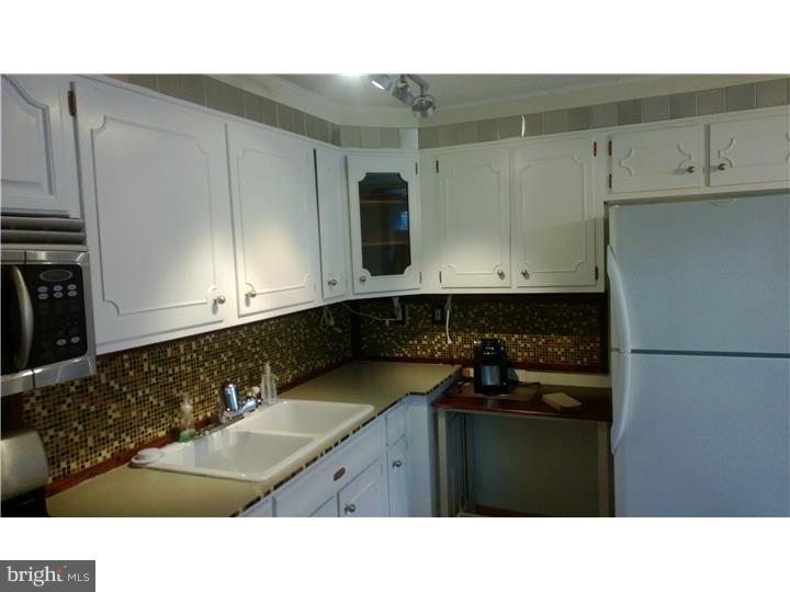410 Tanner Road Hatboro, PA 19040 - Photo 13 of 23 Kitchen