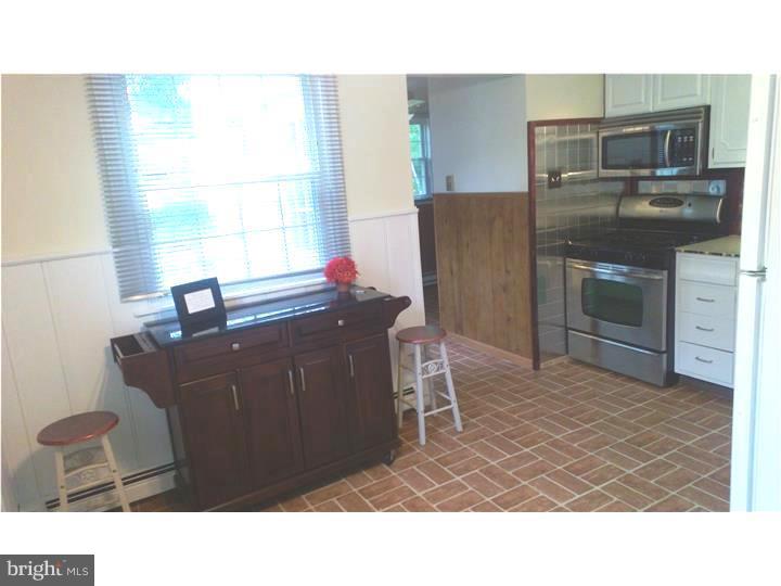 410 Tanner Road Hatboro, PA 19040 - Photo 16 of 23 Kitchen