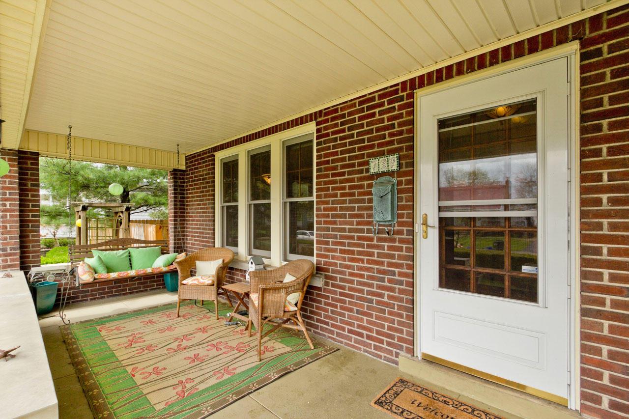 739 Vernon Road Bexley, OH 43209 - Photo 3 of 29 Gallery Image 3