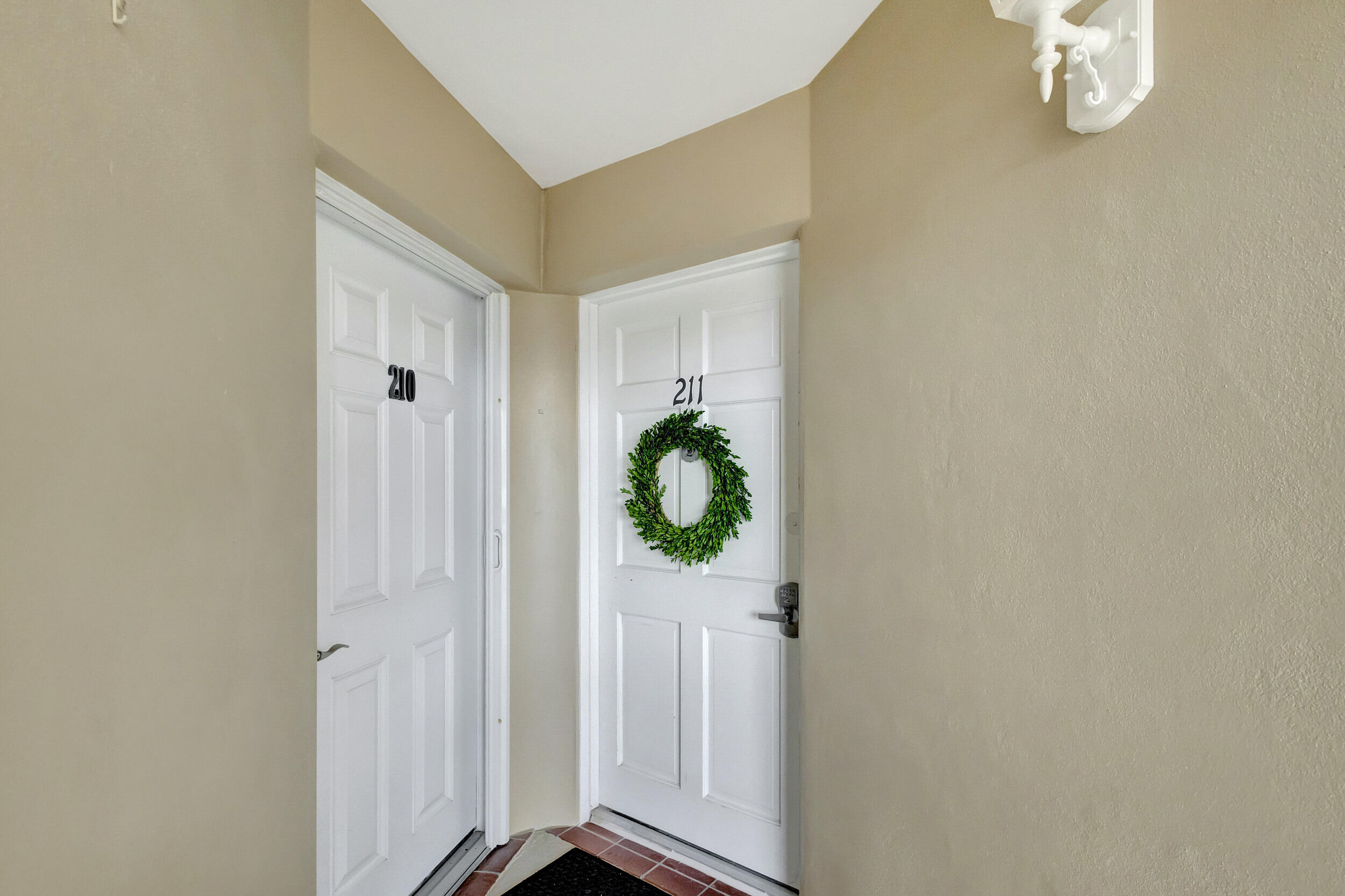 20 Celestial Way, Unit 211 Juno Beach, FL 33408 - Photo 59 of 61 59_5d1a3598