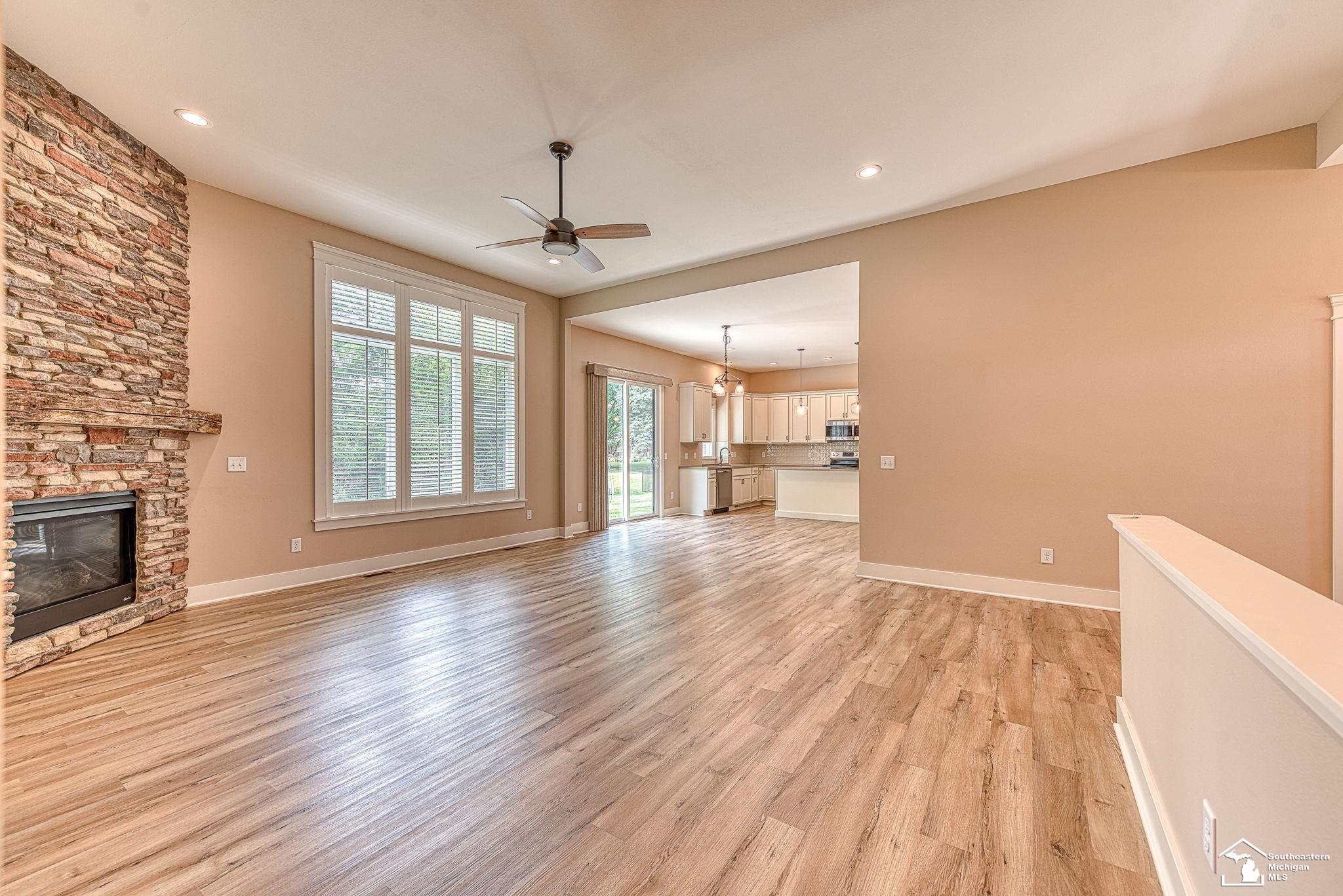 545 Rose Crest Monroe, MI 48162 - Photo 6 of 44