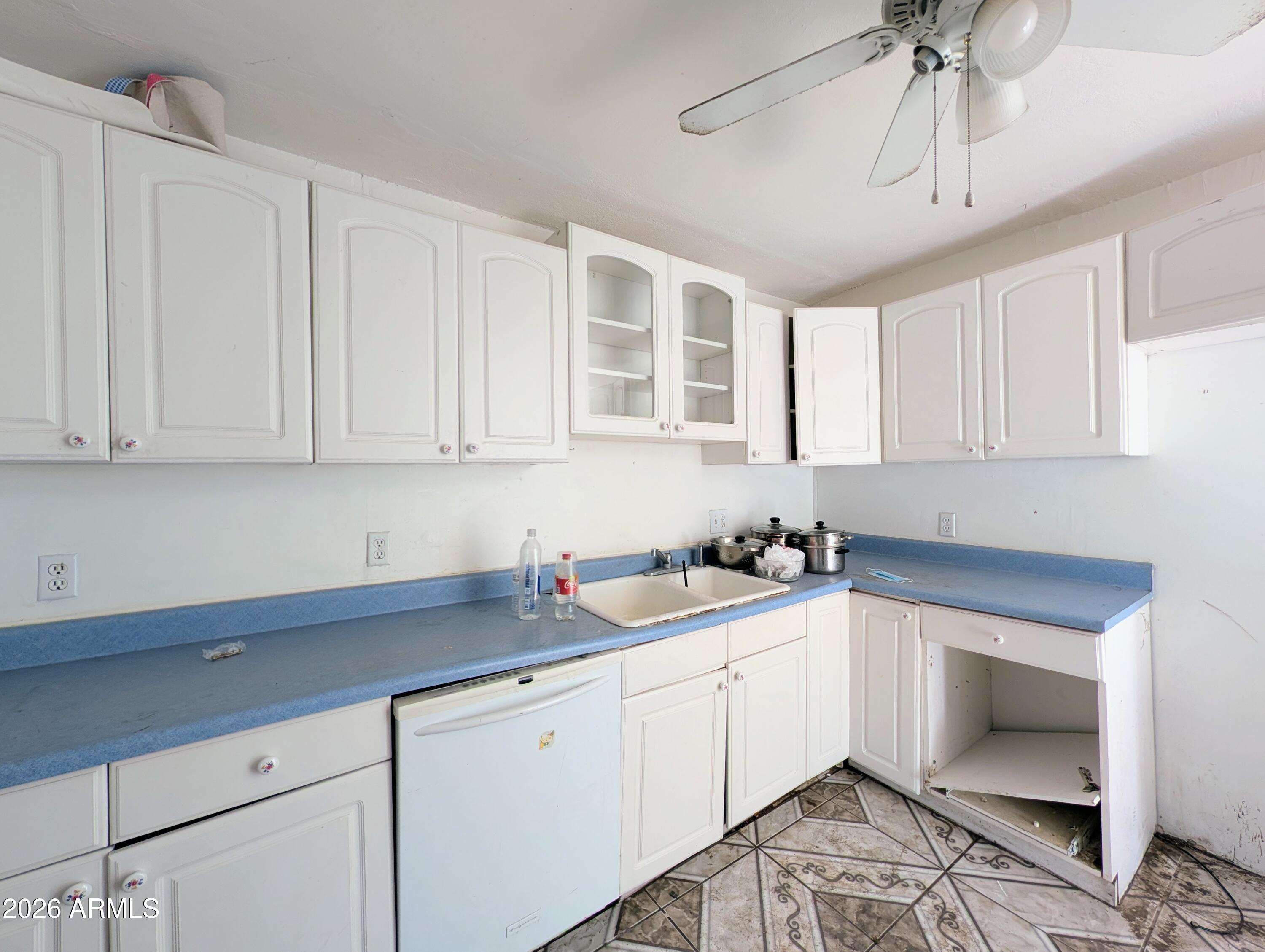 3305 West Bethany Home Road Phoenix, AZ 85017 - Photo 14 of 48 3305 W BETHANY HOME RD