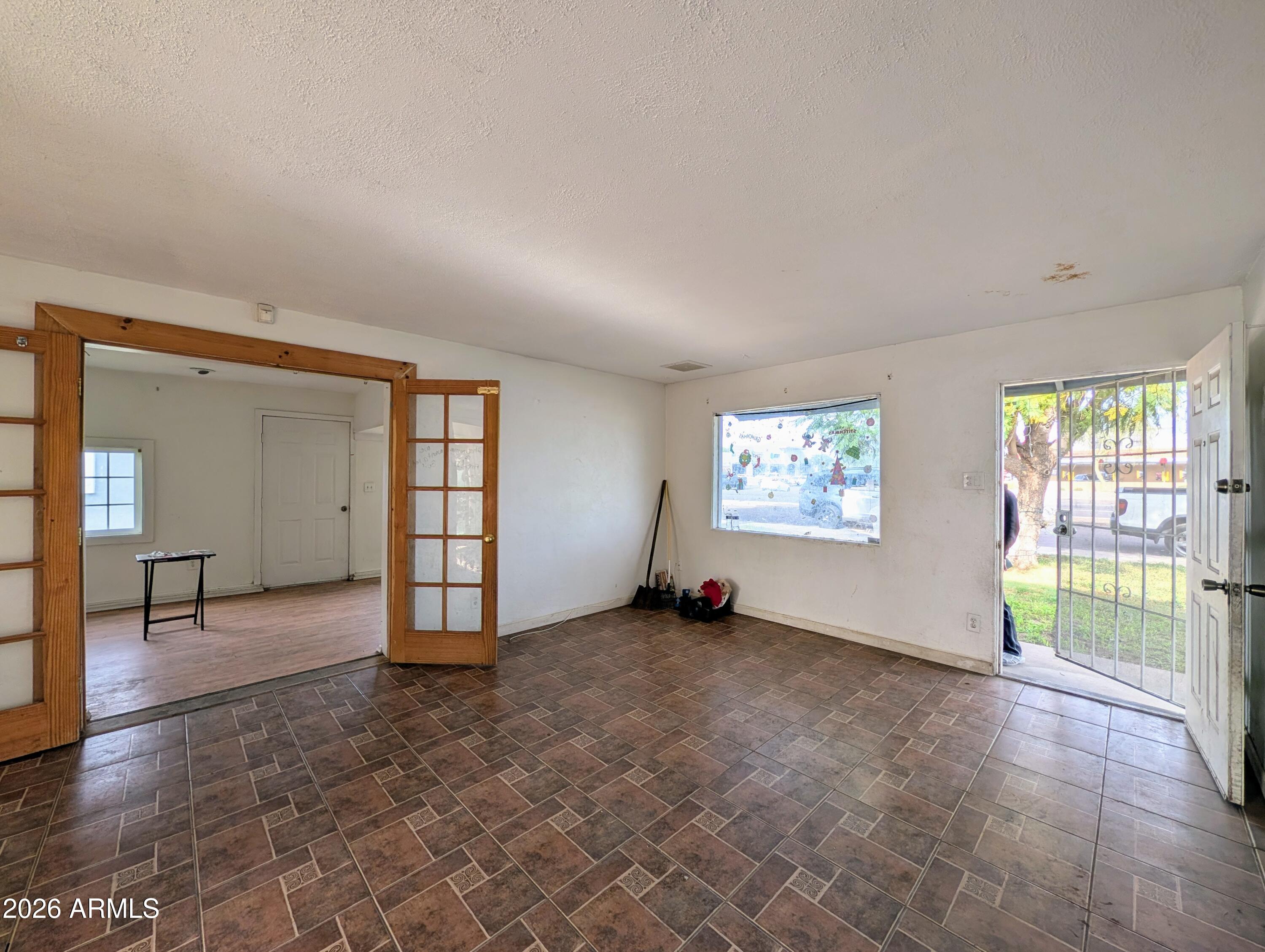 3305 West Bethany Home Road Phoenix, AZ 85017 - Photo 8 of 48 3305 W BETHANY HOME RD