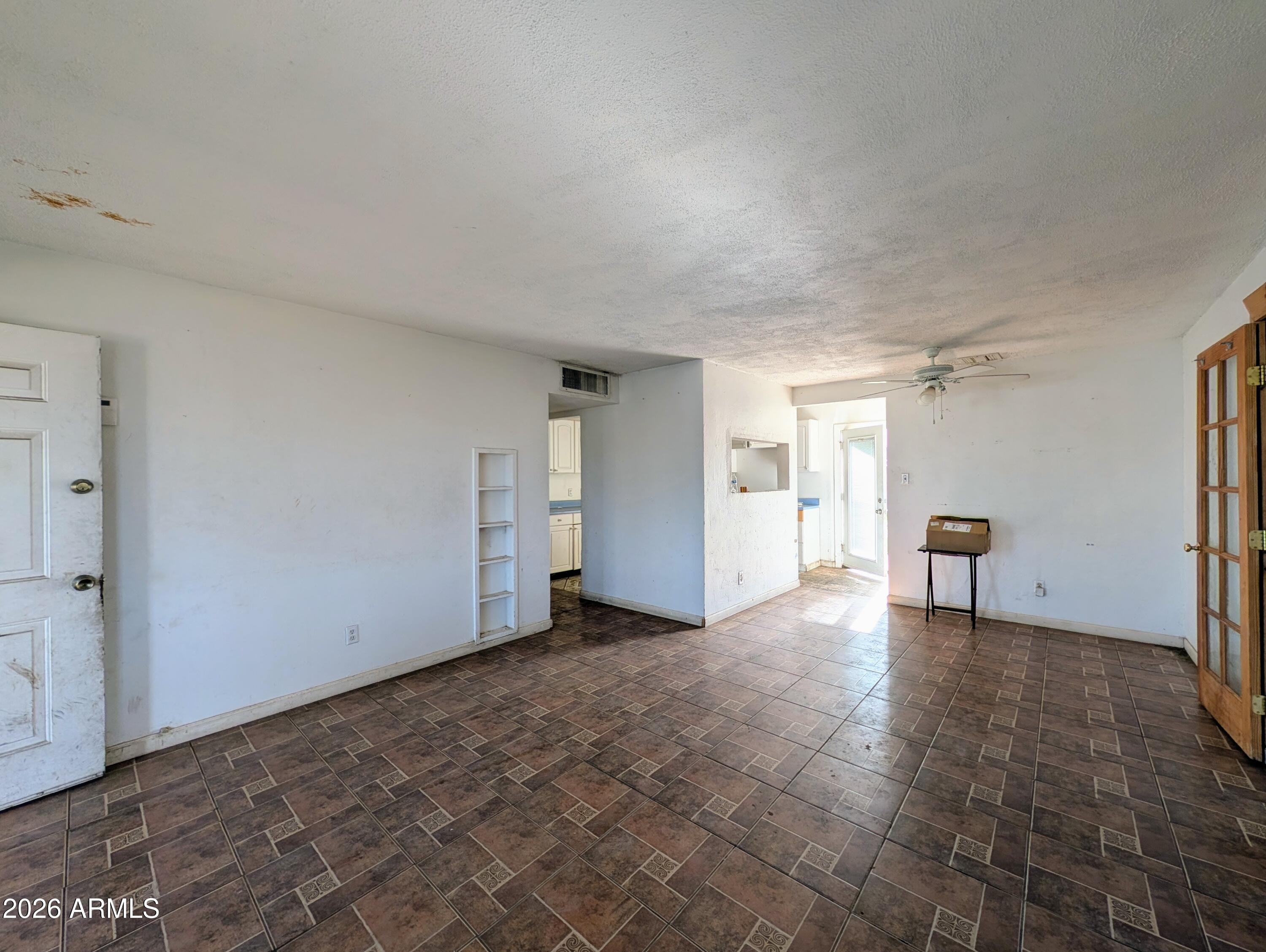 3305 West Bethany Home Road Phoenix, AZ 85017 - Photo 10 of 48 3305 W BETHANY HOME RD