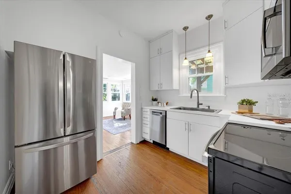$425,000 | 943 Queen Street North, St. Petersburg, FL 33713