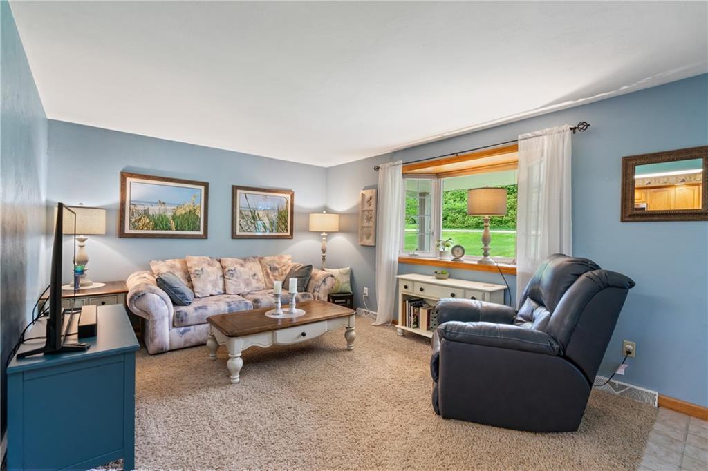 217 Burrell Hill Road Penn, PA 15675 - Photo 8 of 33 Gallery Image 8
