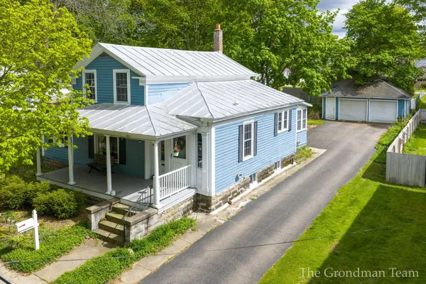 $245,000 | 417 Monroe Street, Allegan, MI 49010
