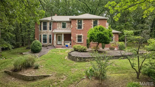 $725,000 | 8 Howe Crossing, Festus, MO 63028