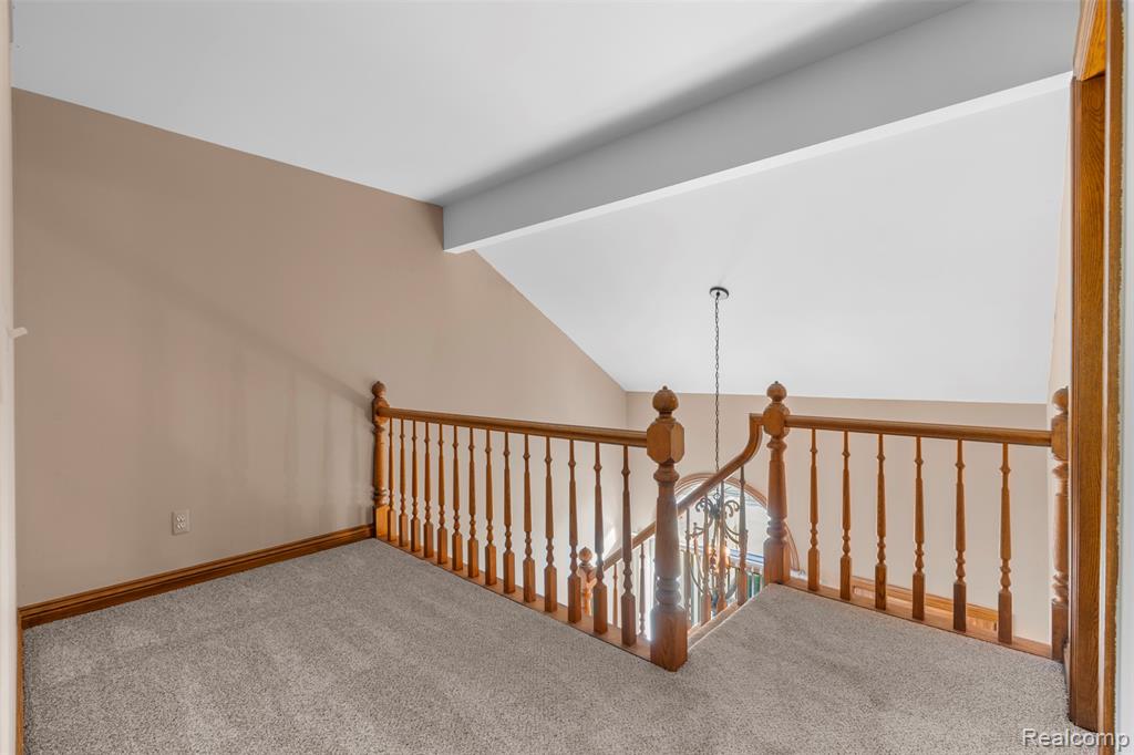 2289 Rochelle Park Drive Rochester Hills, MI 48309 - Photo 14 of 39