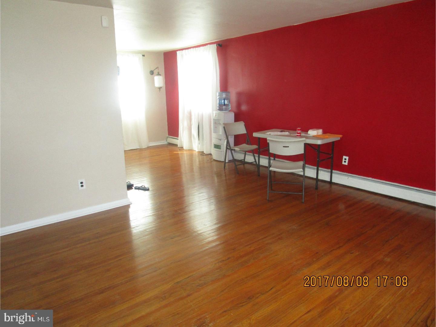 10130 Proctor Road Philadelphia, PA 19116 - Photo 4 of 10 Gallery Image 4