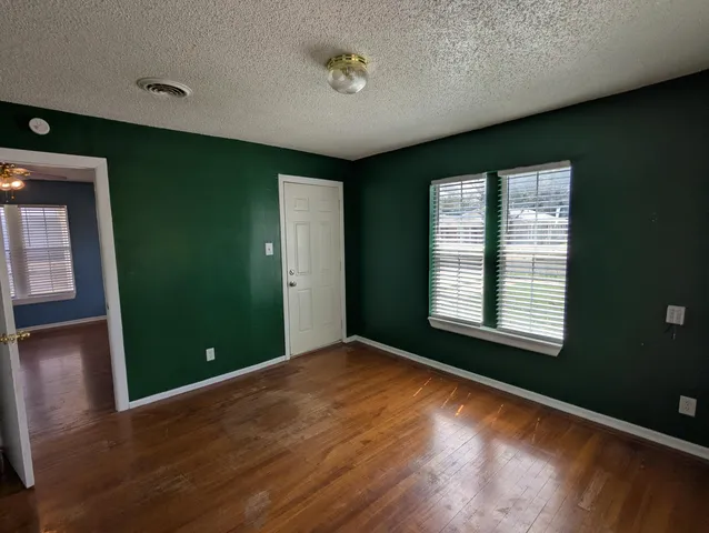 $1,100 | 1908 27th Street, Lubbock, TX 79411