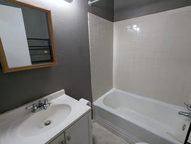 $1,100 | 1908 27th Street, Lubbock, TX 79411