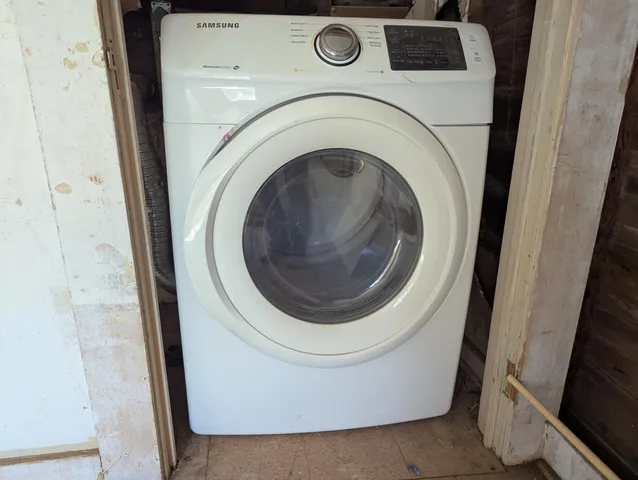 $1,100 | 1908 27th Street, Lubbock, TX 79411