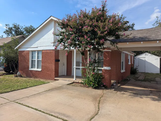 $1,100 | 1908 27th Street, Lubbock, TX 79411