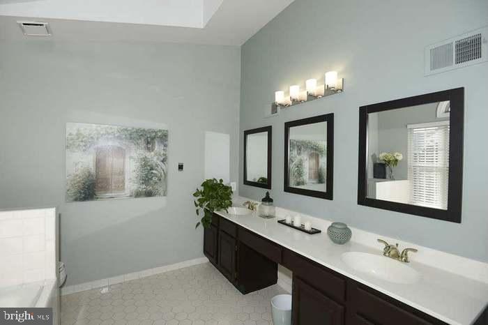 3052 South Glebe Road Arlington, VA 22206 - Photo 13 of 35