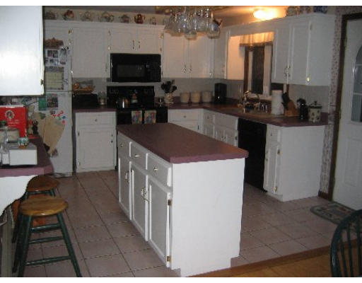 67 Jones Road Hopedale, MA 01747 - Photo 3 of 13 Gallery Image 3